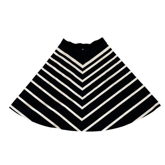 Banana Republic Black Striped Midi Skirt Ponte Knit Size 14 Chevron Fall Winter - Picture 8 of 8